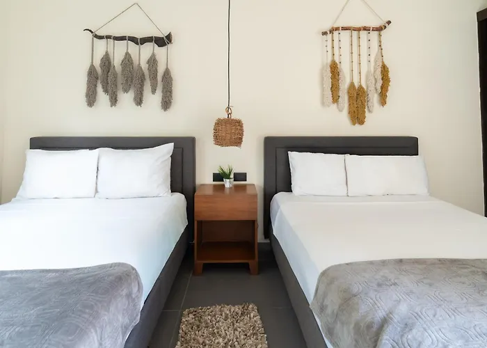 Casa Asana 5 Luxe Retreat